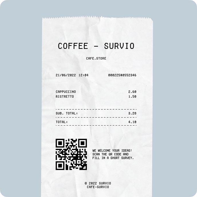 A coffee shop receipt with a QR code and a message for customers to assess the service in an online survey